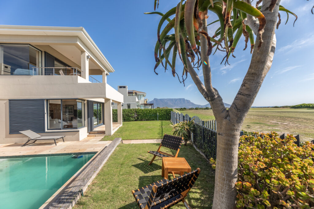 Kite Surfers Villa, Sunset Links, Cape Town
